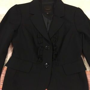 The Limited Collection Black blazer